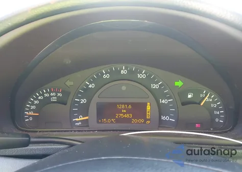 2002 Mercedes-Benz C 320 z USA, uszkodzony, nr VIN WDBRF64J42F282816